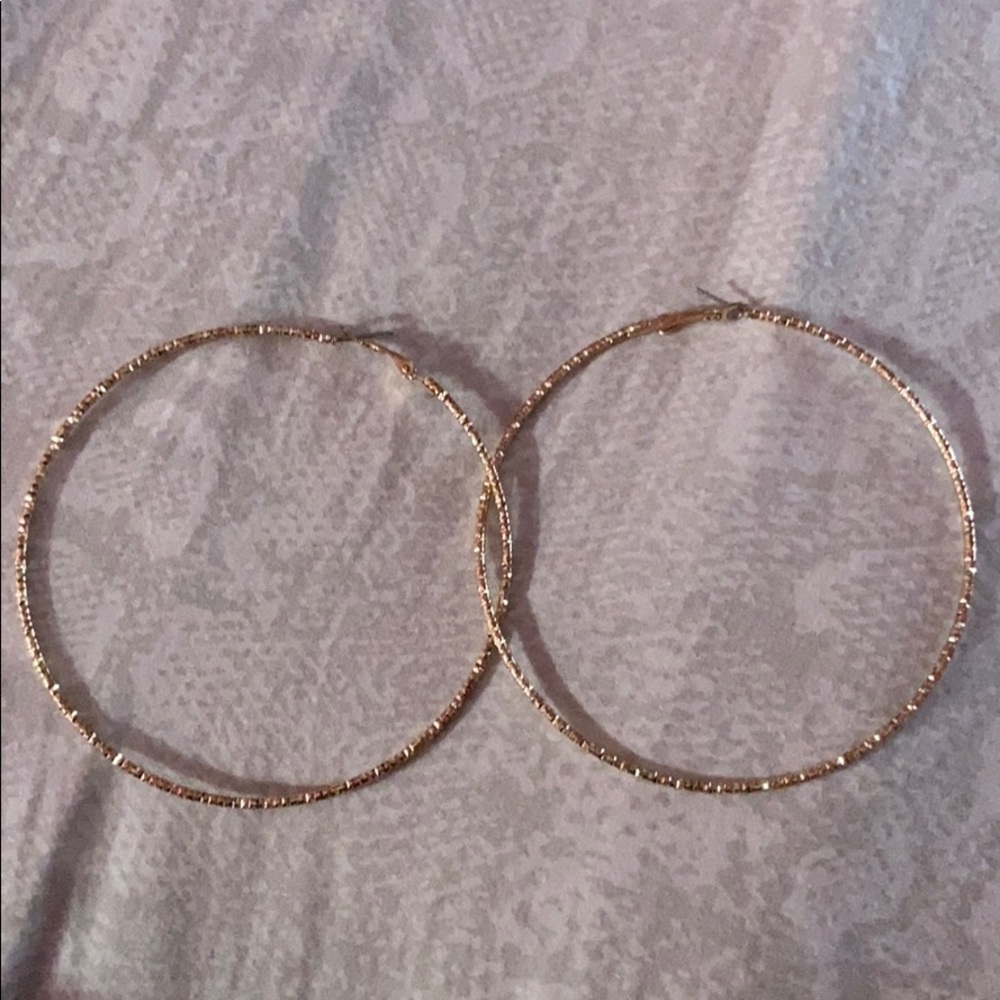 Large gold hoops